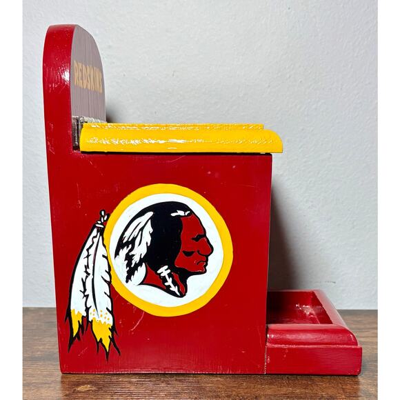 Vtg Washington Redskins NFL Burgundy & Gold Handmade & Hand Painted Bird Feeder - Picture 1 of 10